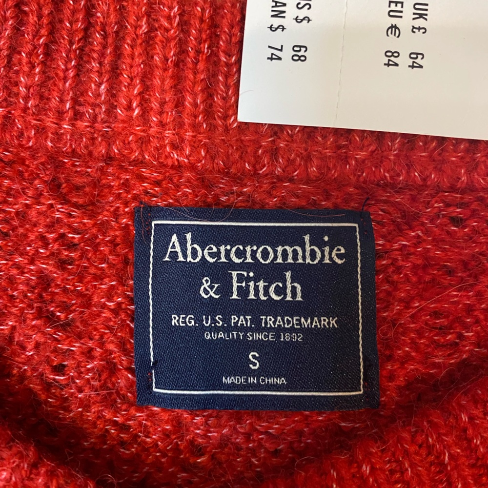 Abercrombie and Fitch Sweater